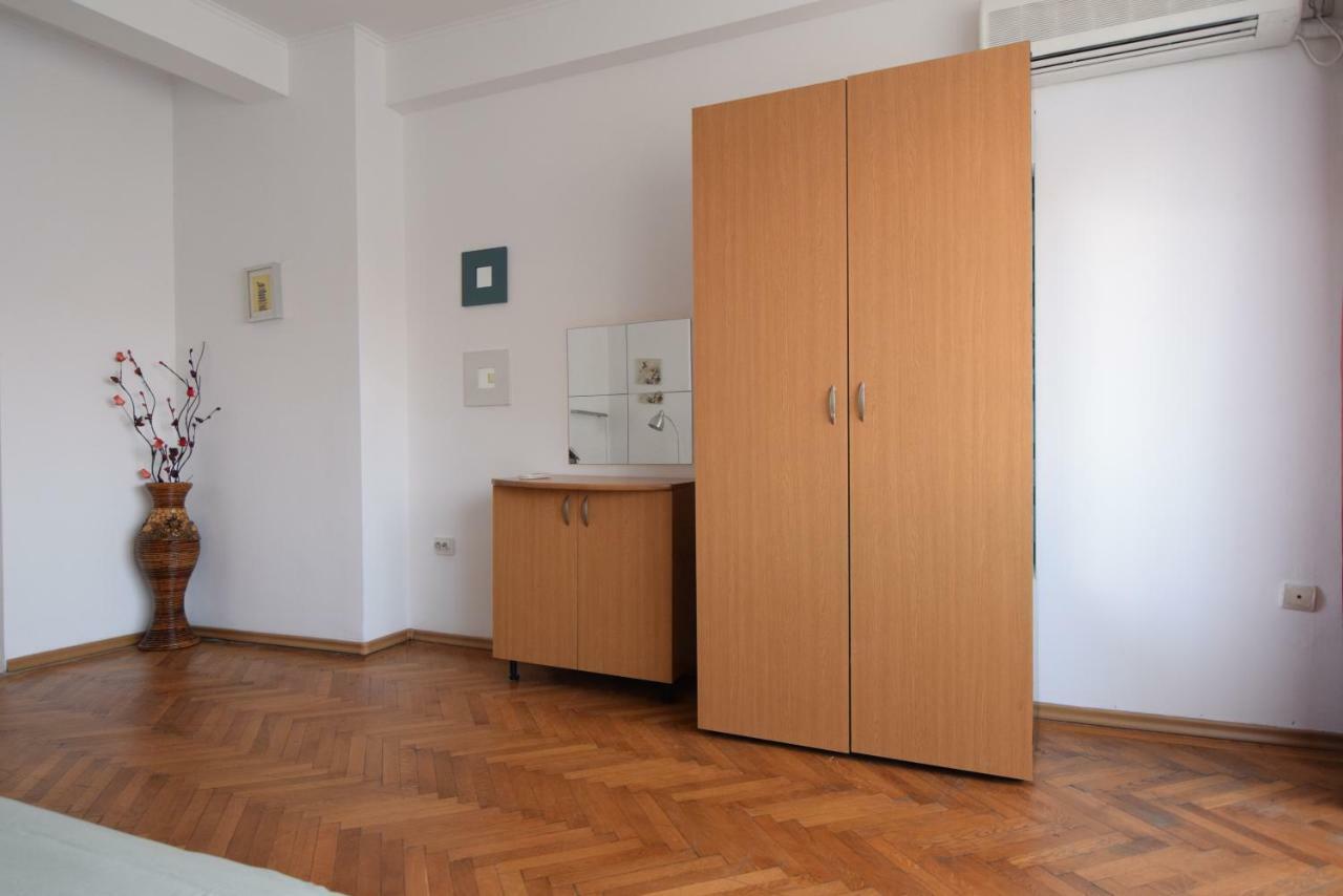 Resedinta Lui Calin - Downtown Park Cismigiu Apartment *